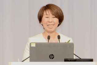 渡辺由美子ＮＰＯキッズドア理事長