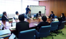 大津市議会　河井昭成（かわい・あきなり）議員 （民進党滋賀県連　幹事長代理・青年委員） 大津市議会　河井昭成（かわい・あきなり）議員 （民進党滋賀県連　幹事長代理・青年委員）